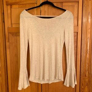✨H&M oatmeal heather bell sleeve top